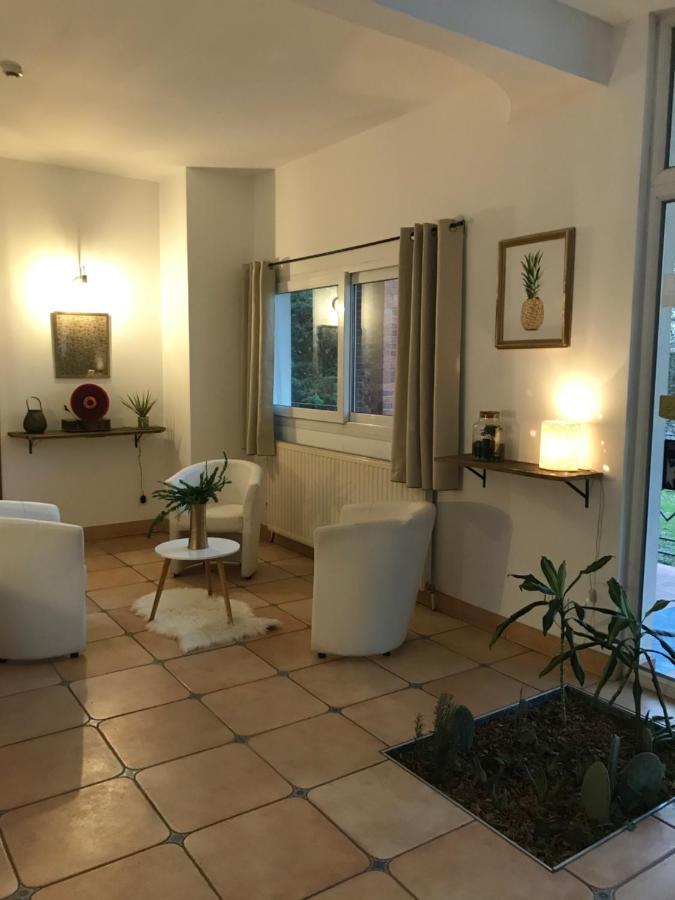 The Garden House Vierzon Hotell Exteriör bild